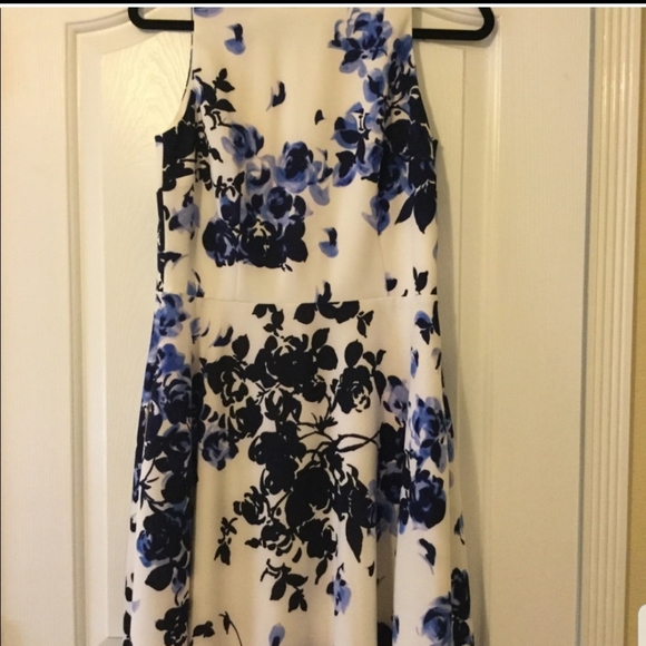Donna Morgan Blue Floral Dress - Picture 2 of 3